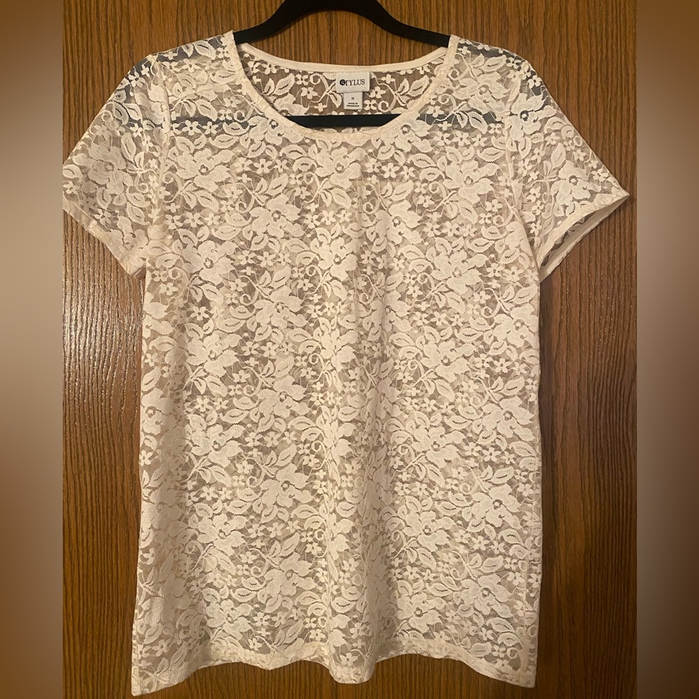 Stylus Lace Top, Ivory/ Cream Color, Size Medium